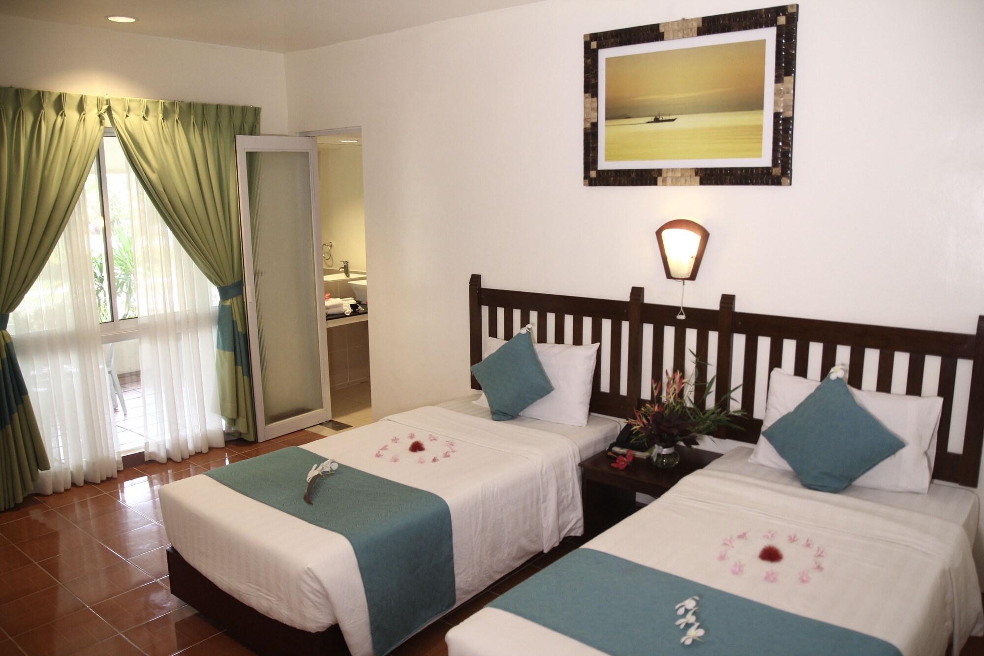 San Antonio Resort Roxas City Exterior photo