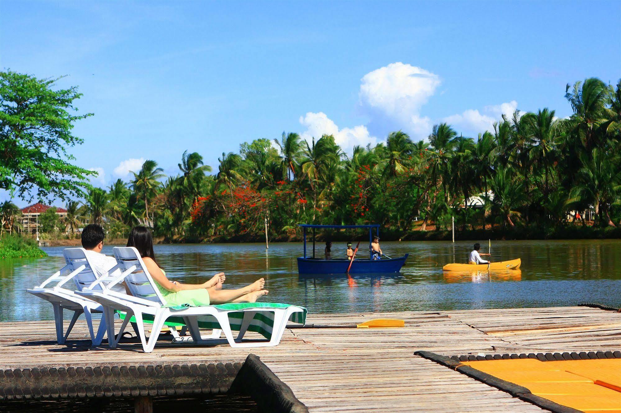 San Antonio Resort Roxas City Exterior photo