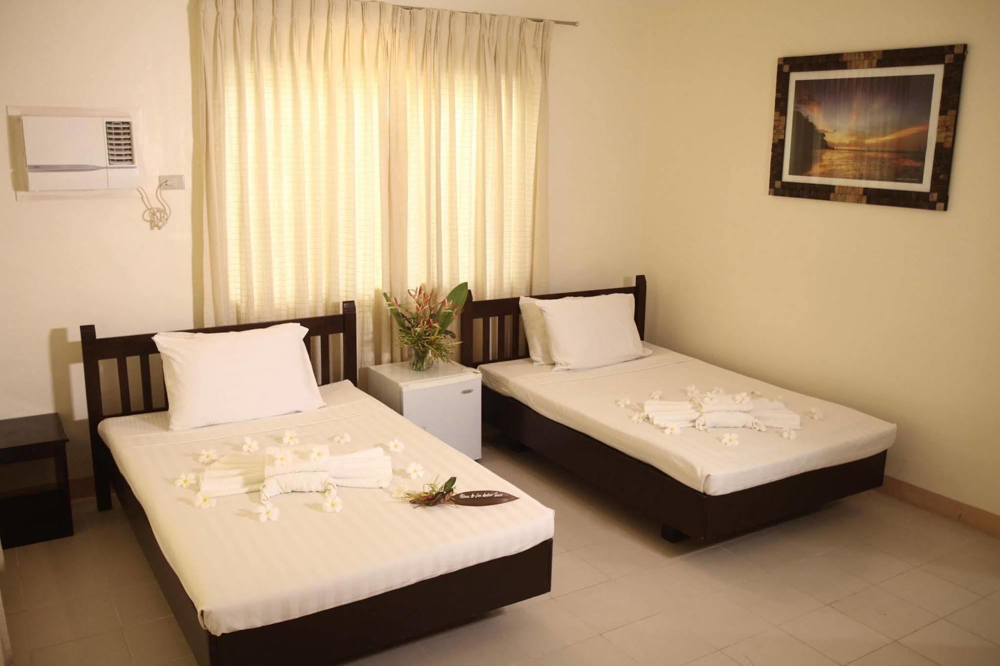 San Antonio Resort Roxas City Exterior photo