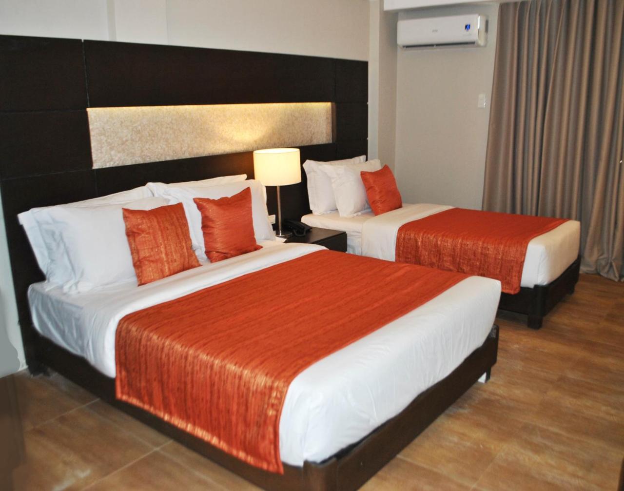 San Antonio Resort Roxas City Exterior photo